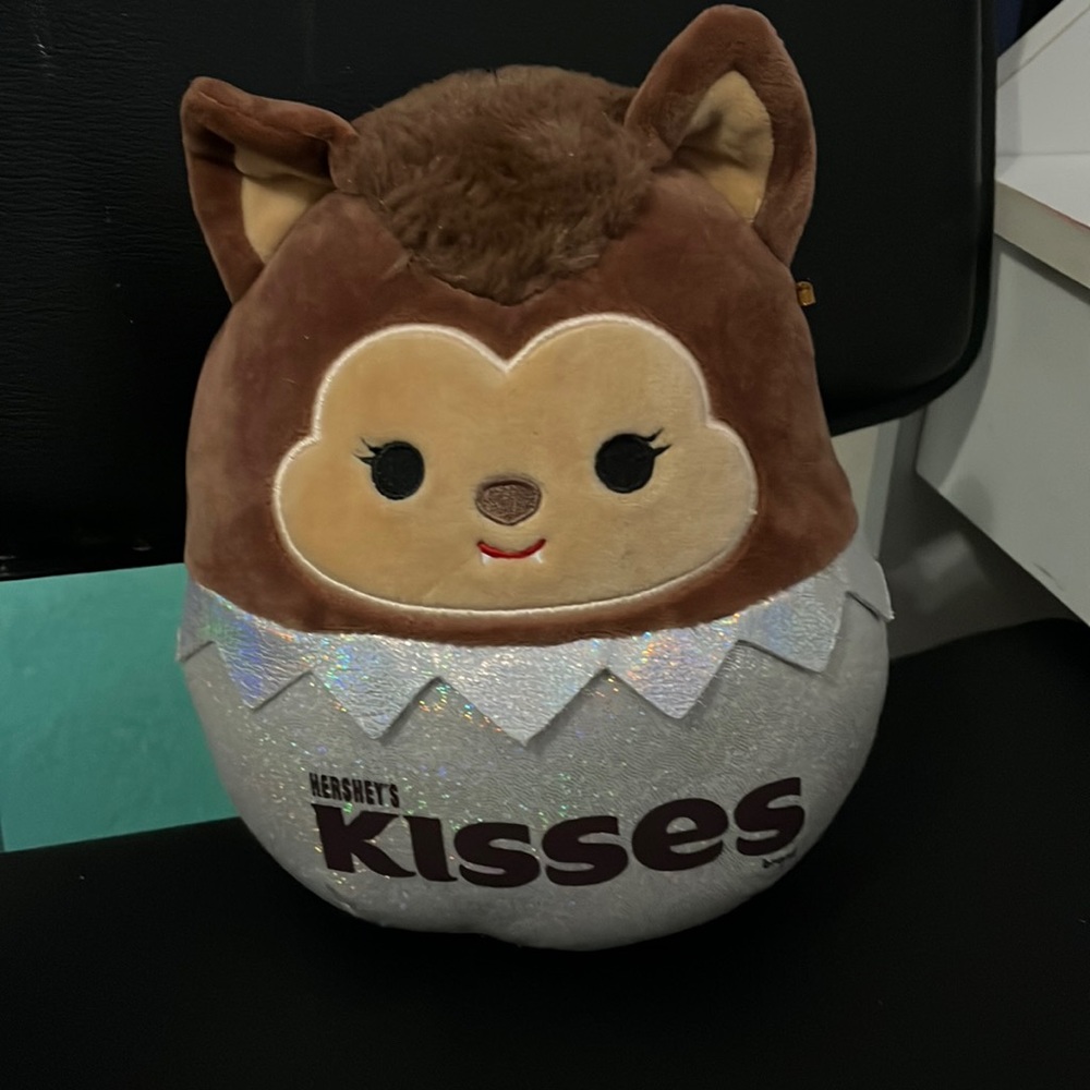 Lyca Hershey’s Werewolf Halloween Squishmallows 7.5”